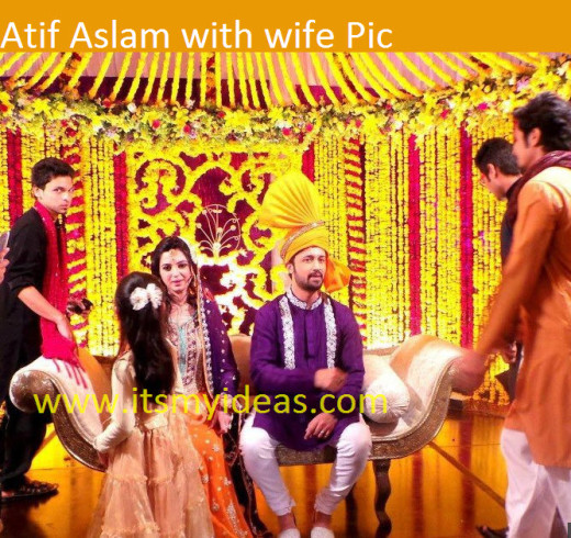 Atif-Aslam-wedding-family-picture