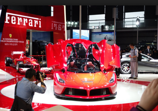 World-Best-HD-widescreen-Ferrari-New-Model-Wallpaper for Mobile