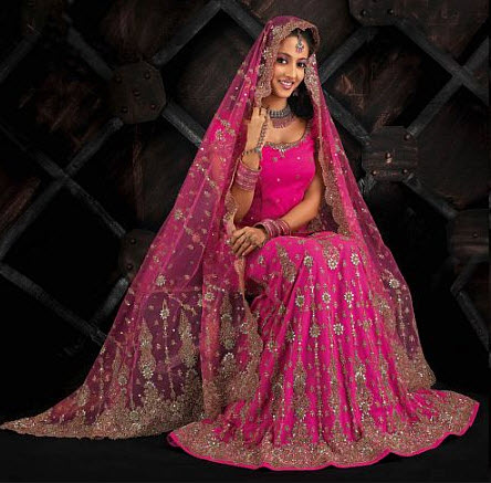 Latest-Bridal-lehnga-color-in-fashion-in-Pakistan-India-UK
